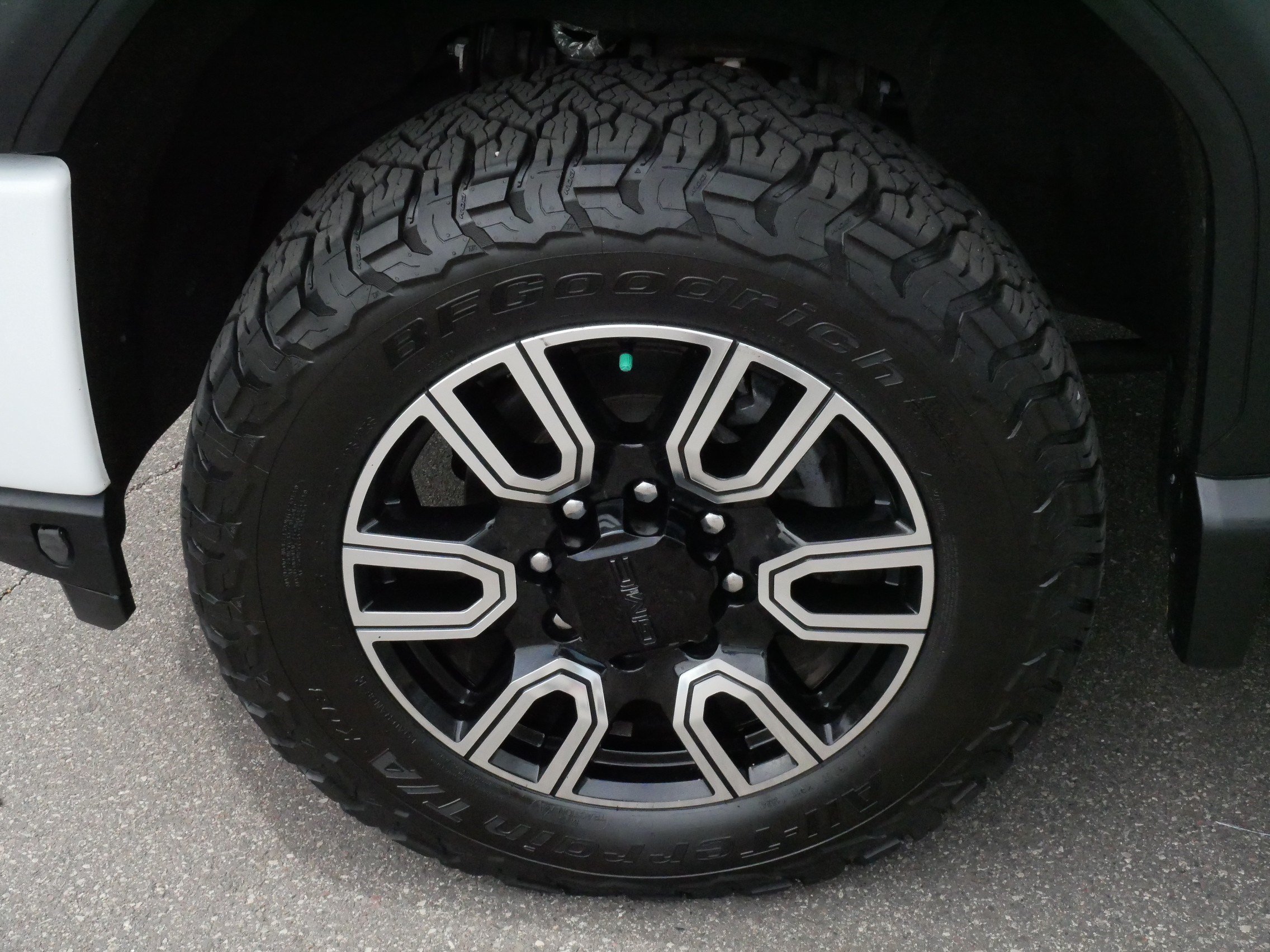 Used 2020 GMC Sierra 2500 AT4 w/ AT4 Premium Package AWD/4WD image 15