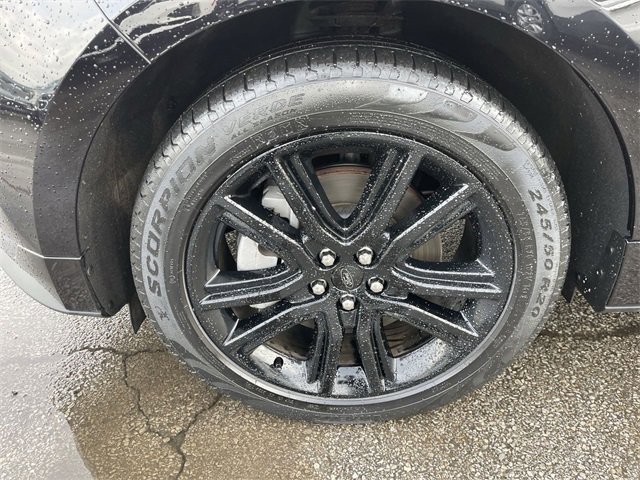 Used 2024 Ford Edge ST-Line image 10