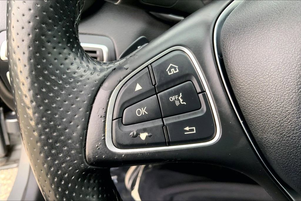 Used 2016 Mercedes-Benz C 300 C 300 image 24