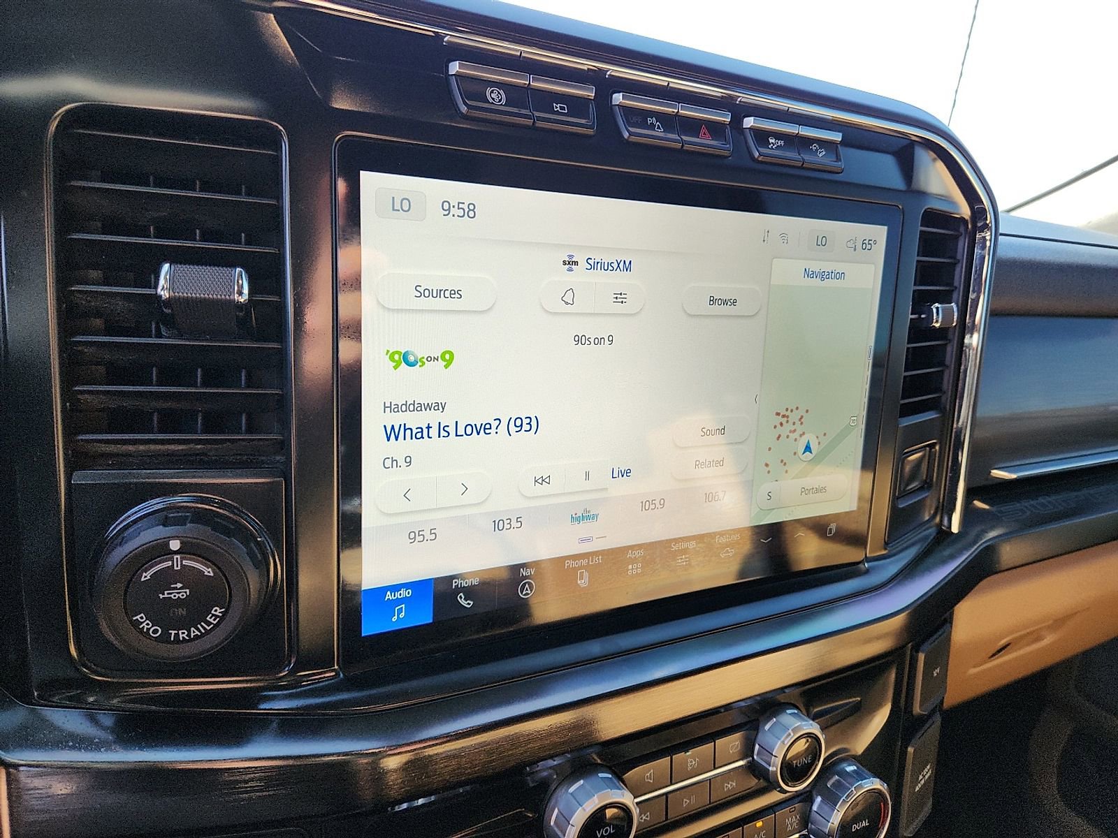 Used 2023 Ford F450 Lariat w/ Lariat Ultimate Package image 16