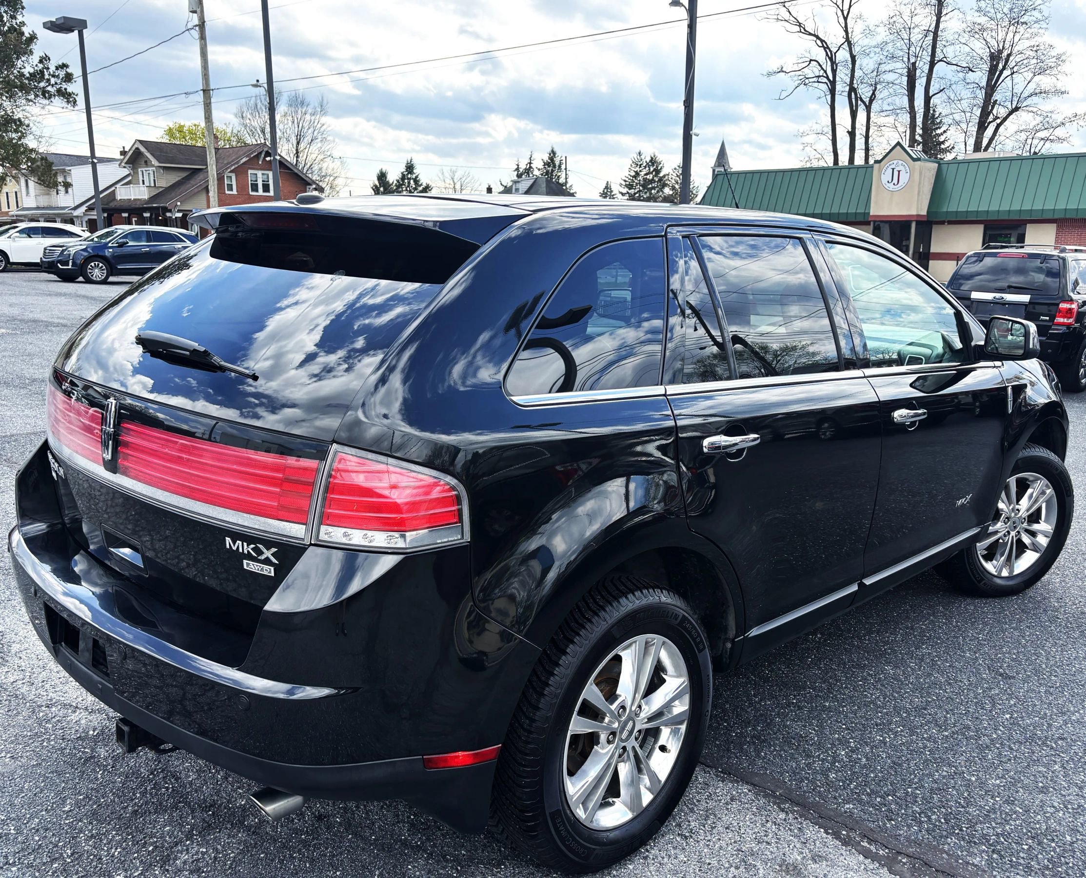 Used 2010 Lincoln MKX AWD image 5
