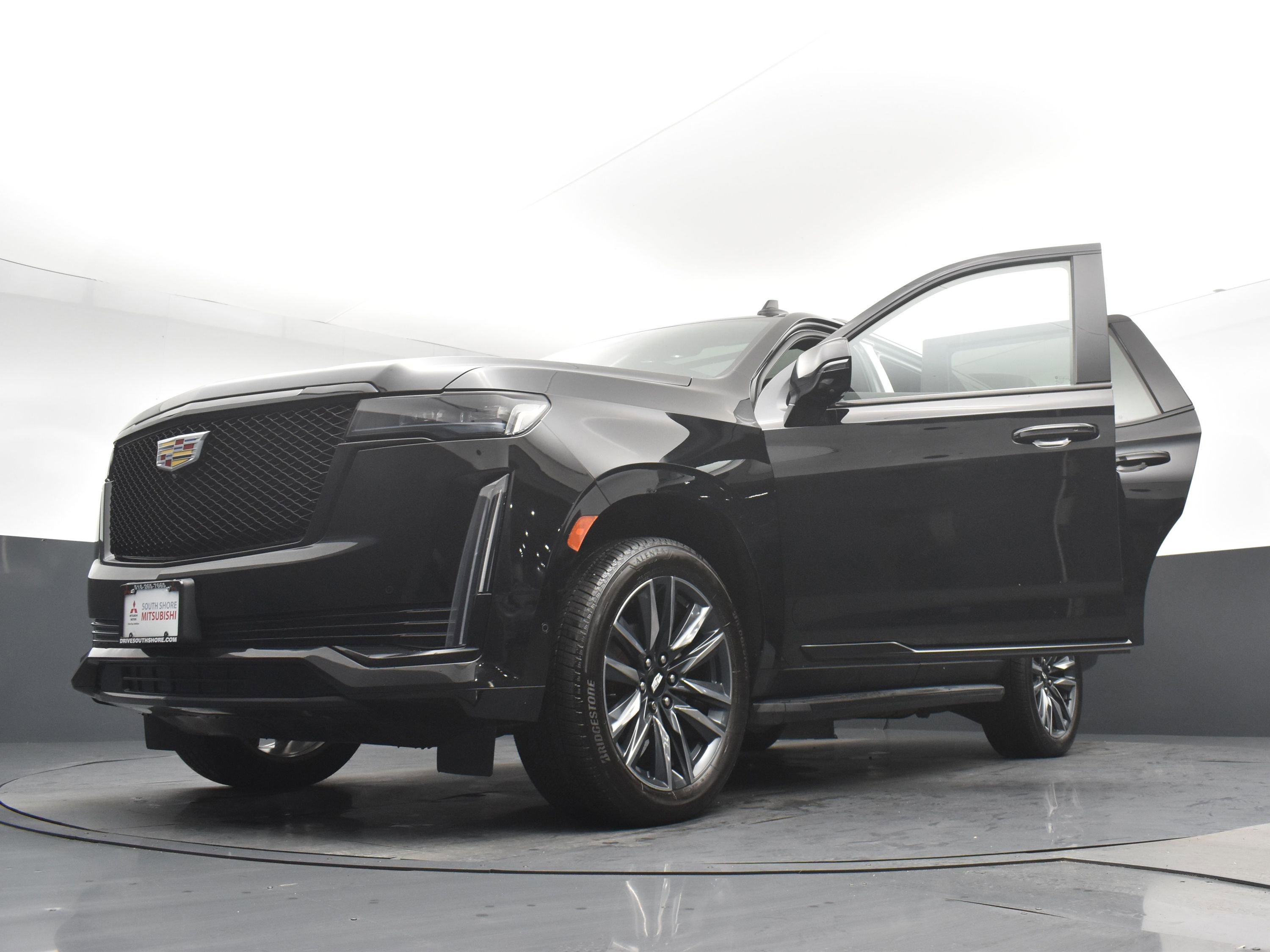 Used 2022 Cadillac Escalade Sport AWD/4WD image 29