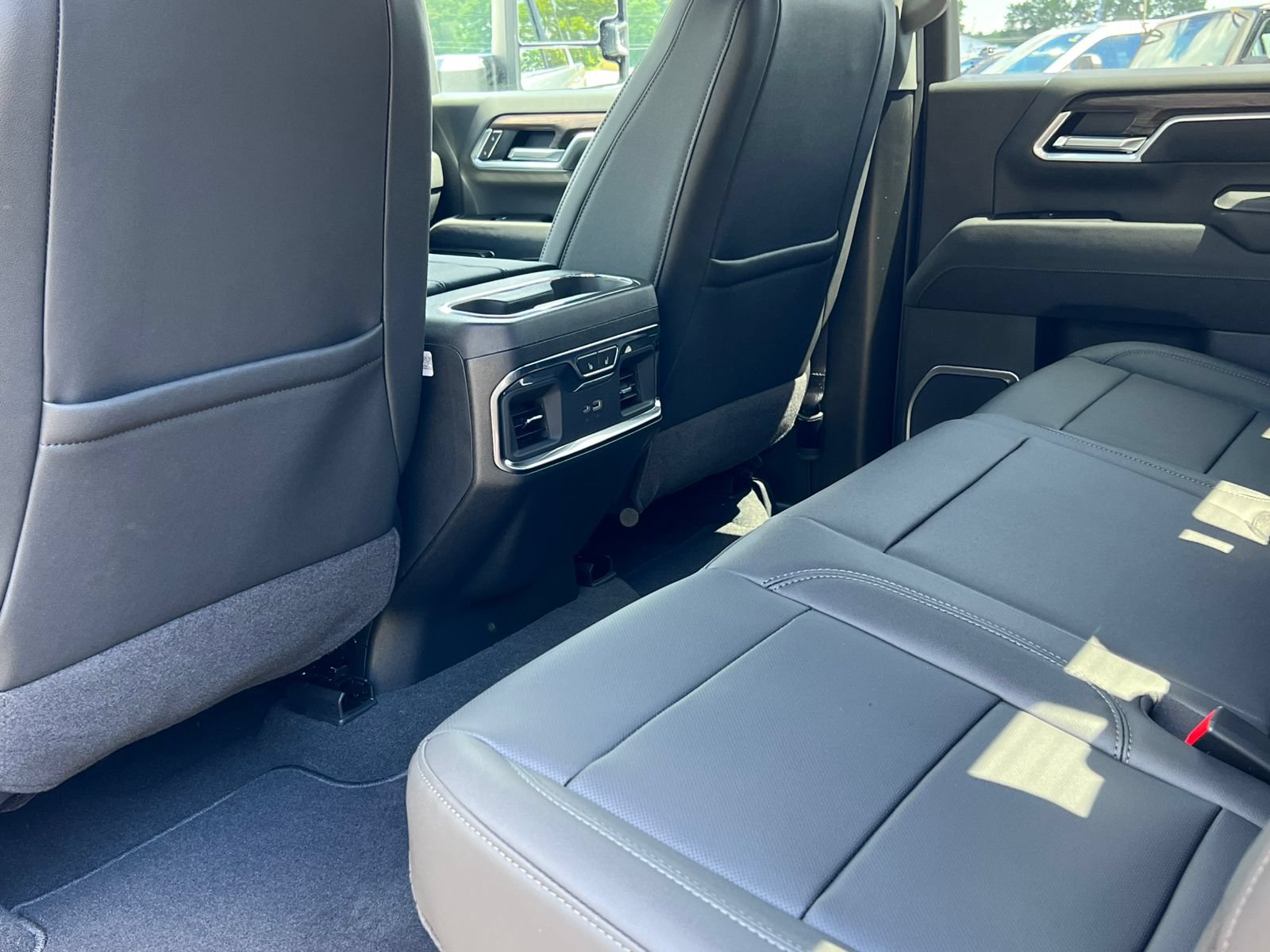 New 2026 GMC Sierra 2500 SLT w/ SLT Premium Package AWD/4WD image 42
