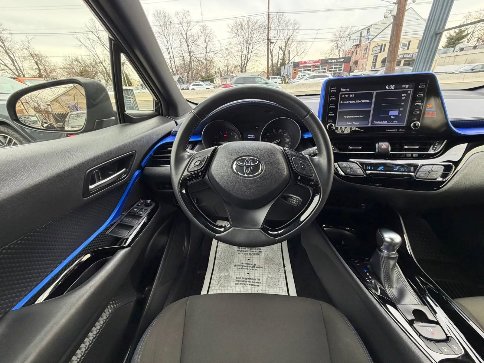 Used 2021 Toyota C-HR XLE image 30