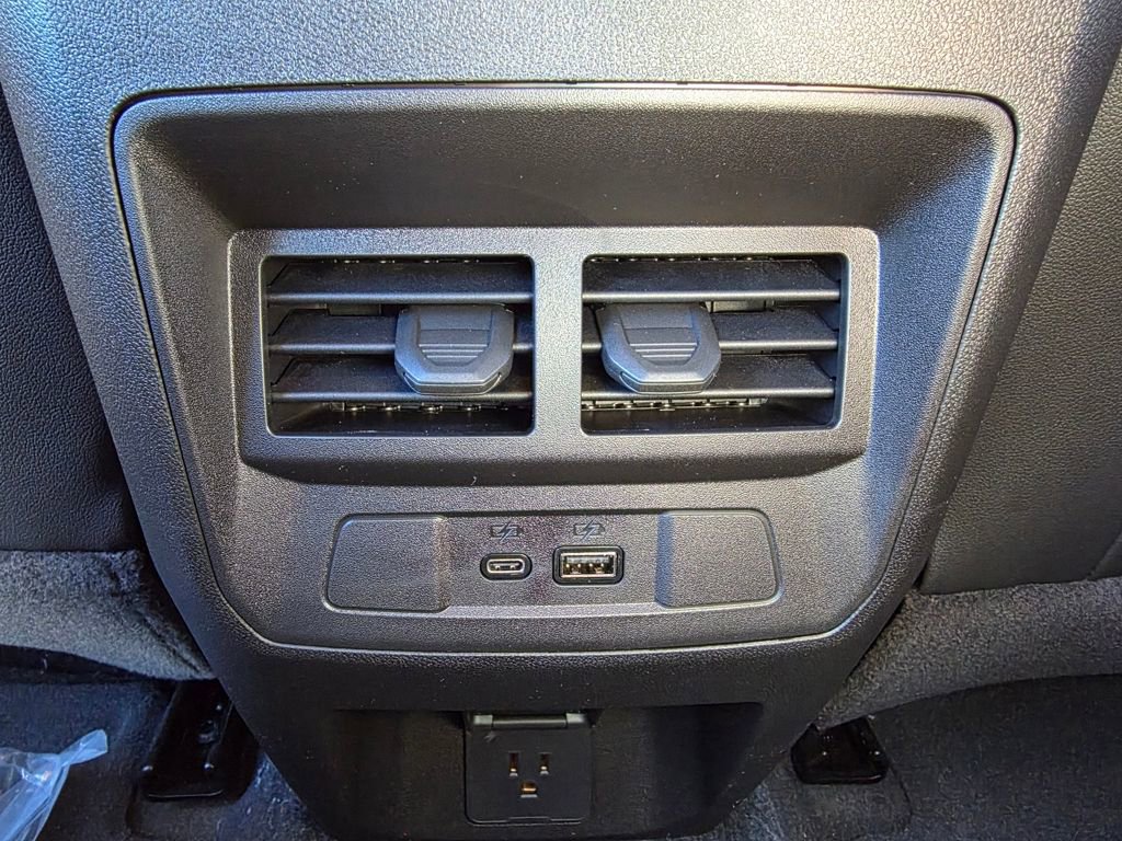 New 2026 GMC Canyon AT4 w/ Nightfall Edition AWD/4WD image 26