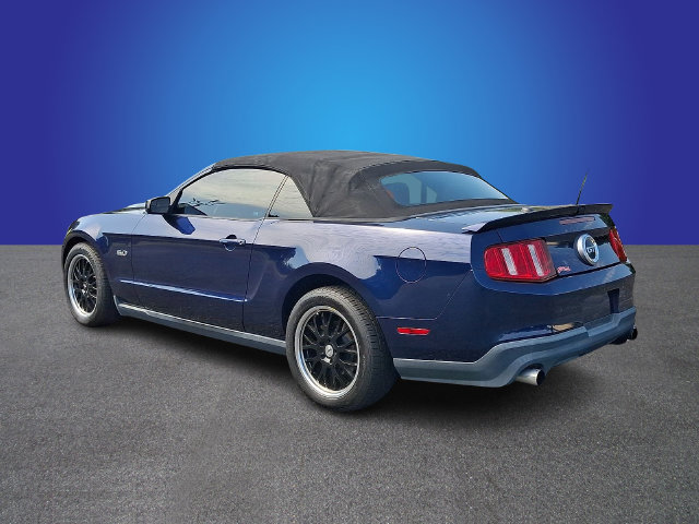 Used 2011 Ford Mustang GT Premium w/ Comfort Pkg RWD image 6