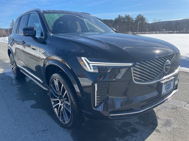 New 2026 Volvo XC90 B6 Plus w/ Protection Package Premier AWD/4WD image 2