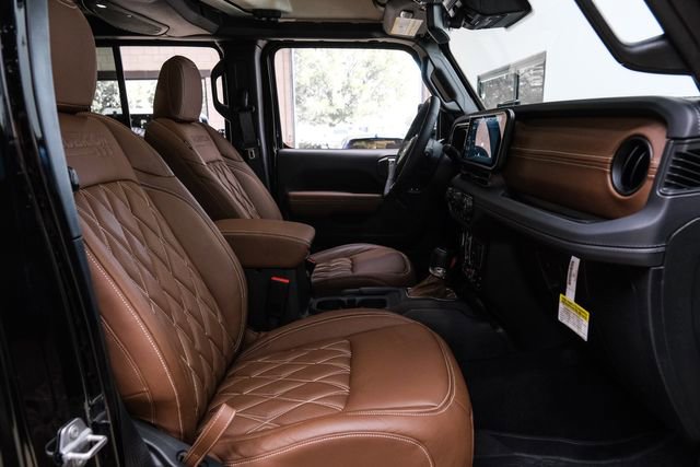 Used 2025 Jeep Gladiator Rubicon w/ Safety Group AWD/4WD image 83