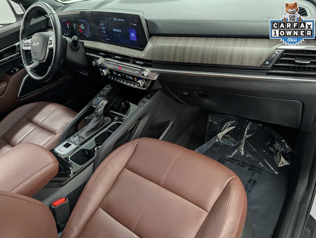 Certified 2024 Kia Telluride EX w/ EX Captain's Chair Package AWD/4WD image 35