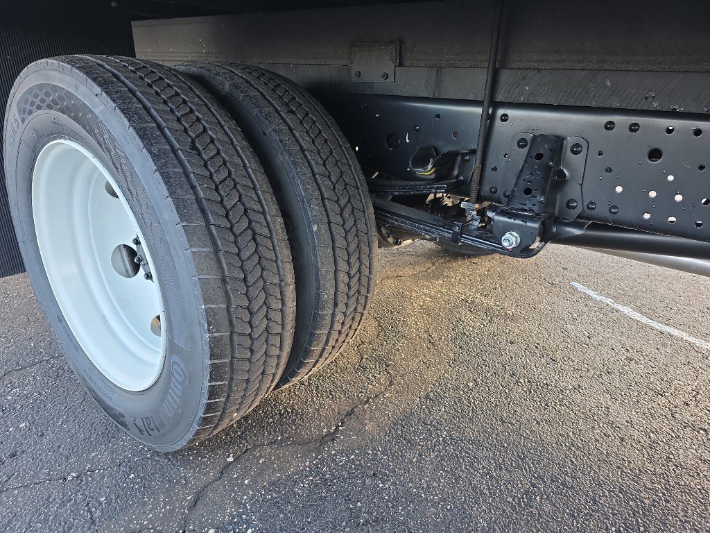 New 2026 Isuzu NPR image 9