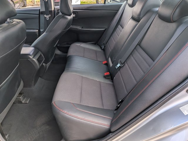 Used 2016 Toyota Camry SE FWD image 18