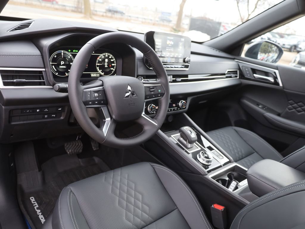 New 2025 Mitsubishi Outlander SEL Black Edition image 38