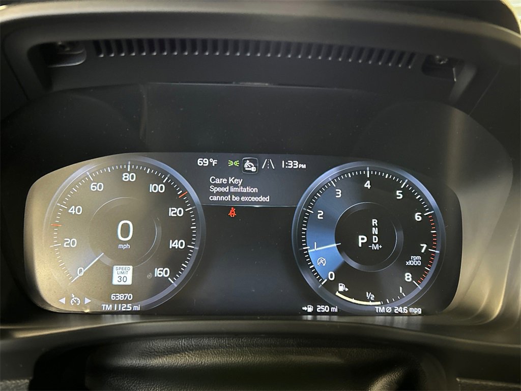 Used 2021 Volvo XC40 T5 Inscription w/ Climate Package image 15