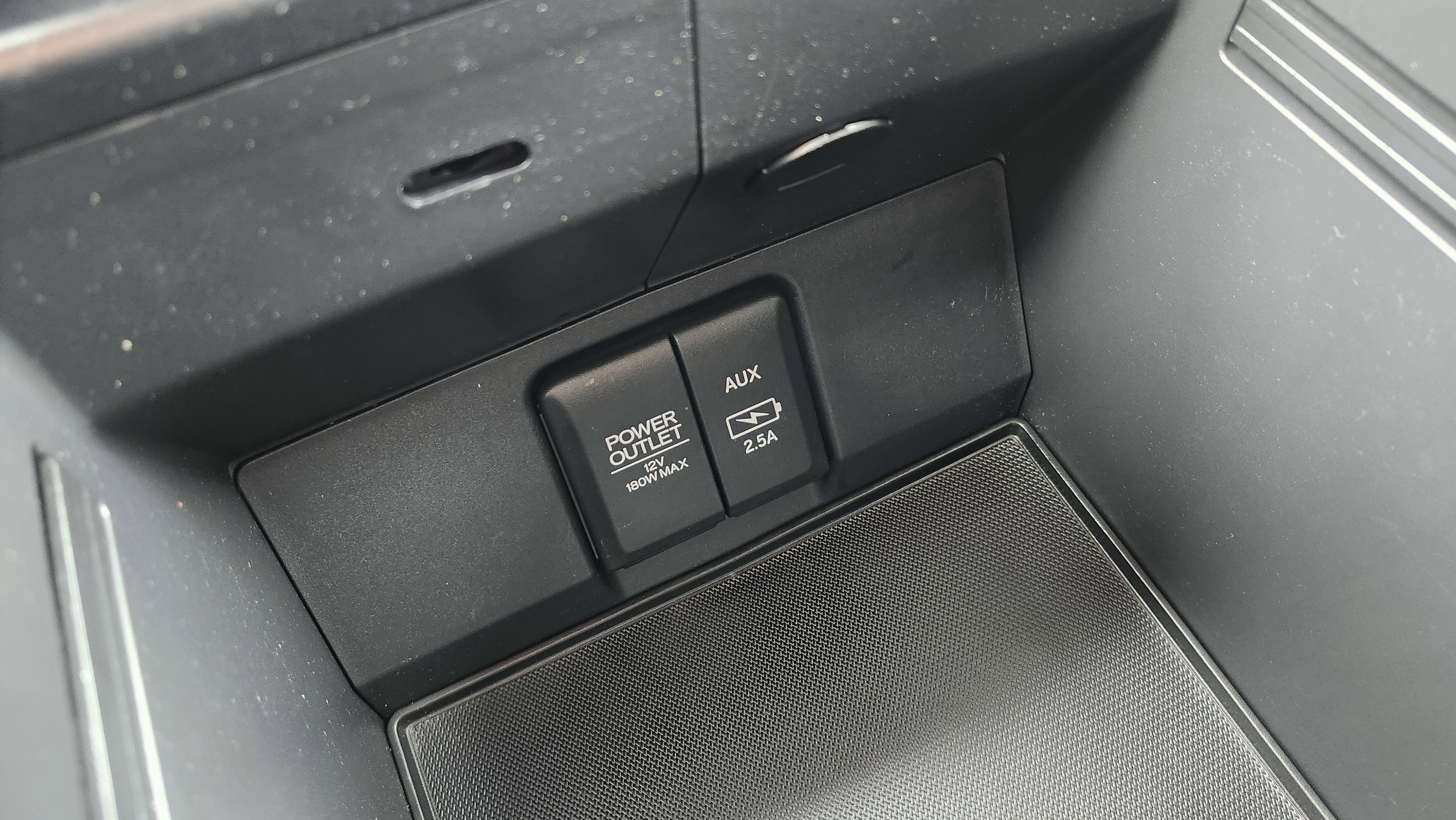 Used 2020 Honda Pilot LX image 9