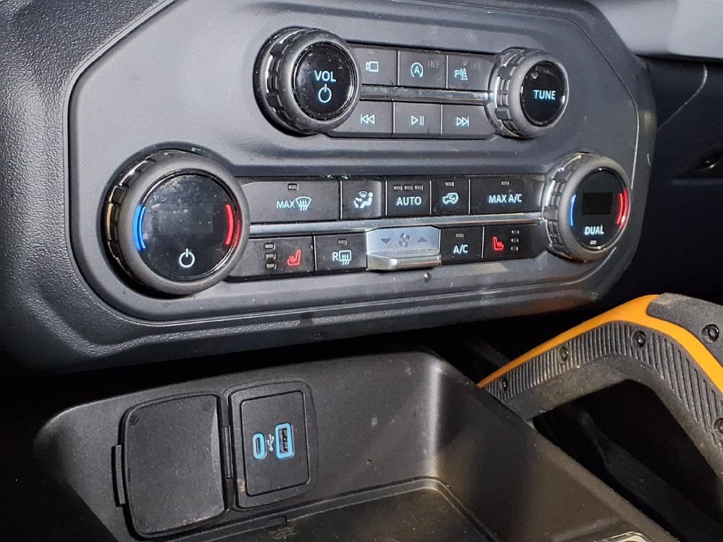 Used 2023 Ford Bronco Badlands AWD/4WD image 8