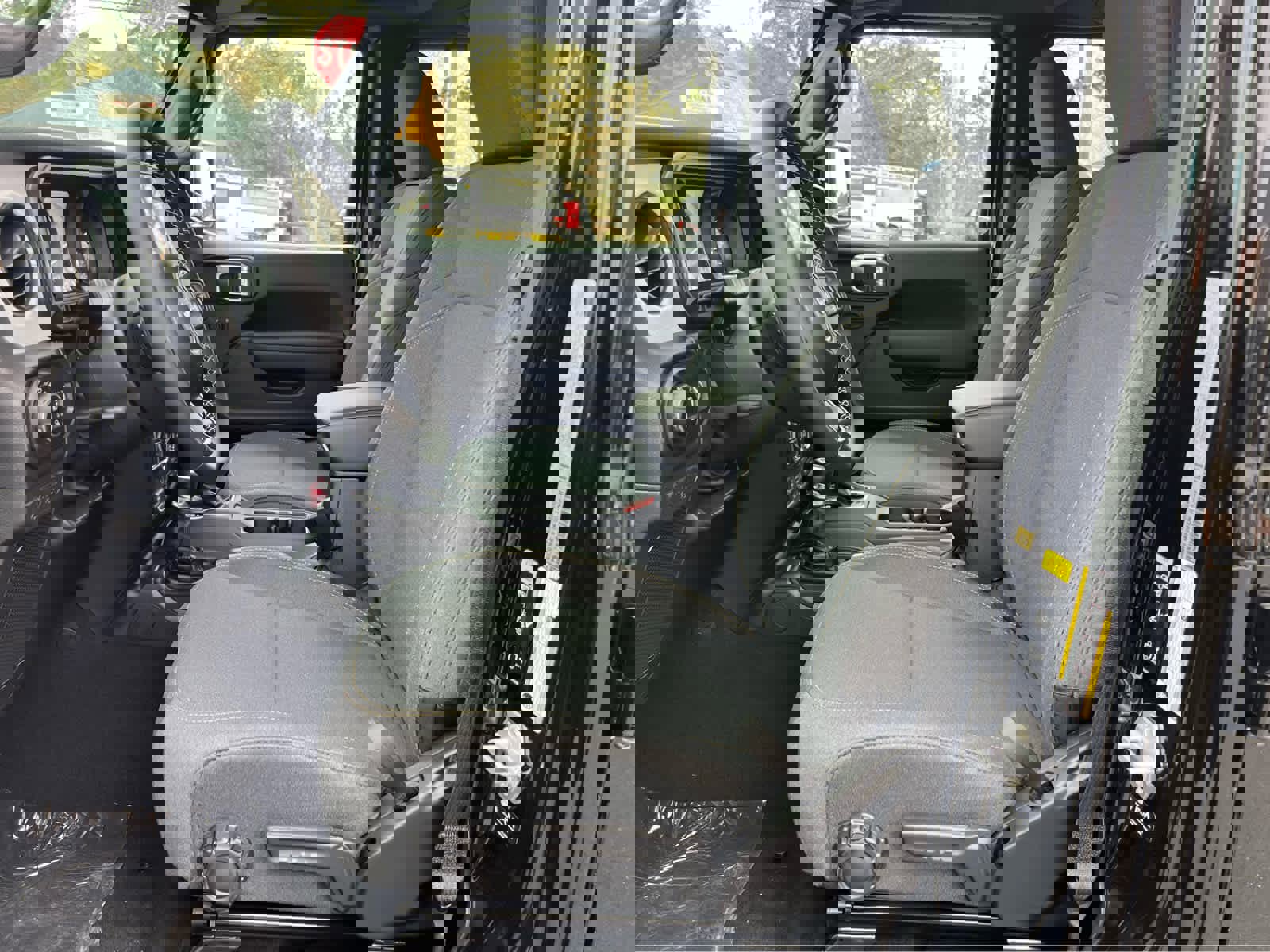 New 2025 Jeep Gladiator Sport image 11