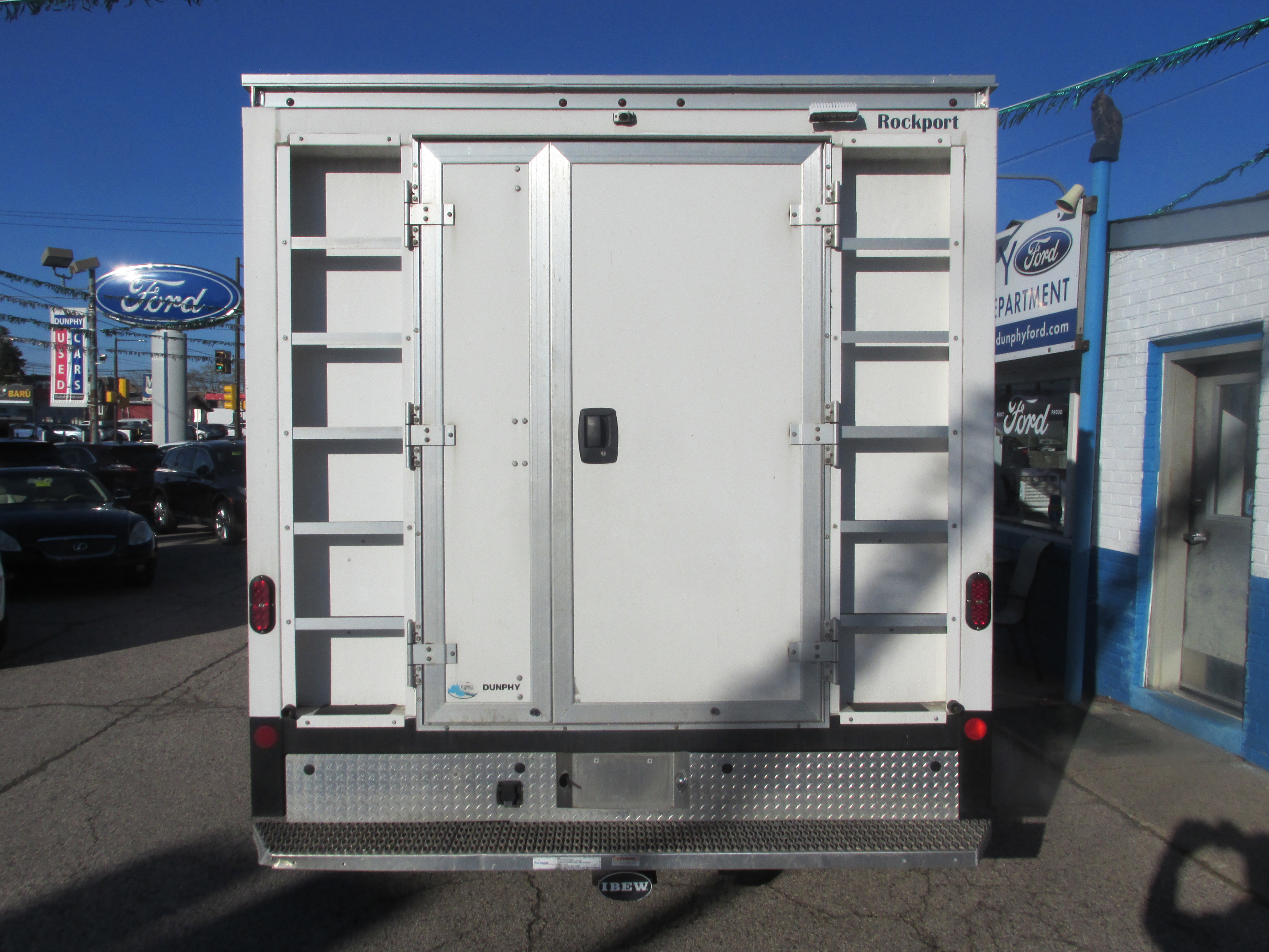 Used 2024 Ford E-350 and Econoline 350 Super Duty w/ Power Windows & Locks Group RWD image 5
