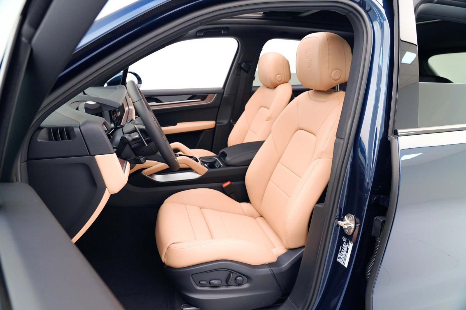 New 2026 Porsche Cayenne image 5