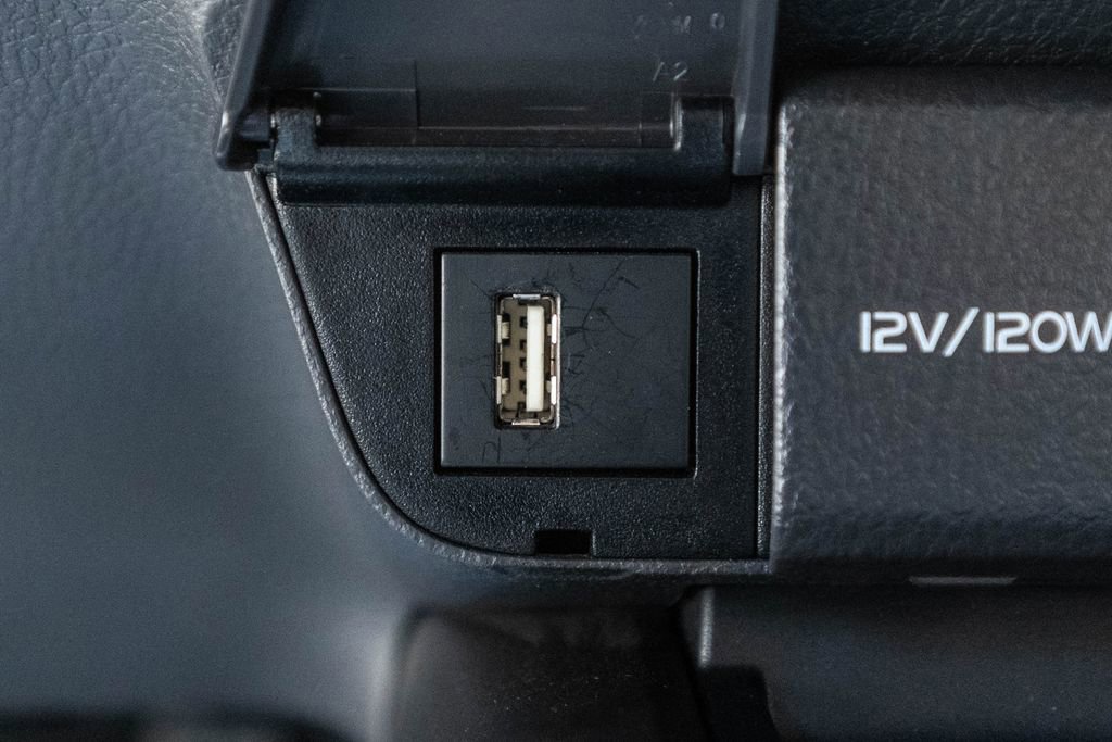 Certified 2022 Toyota Camry SE w/ Carpet Mat Package (TMS) AWD/4WD image 24