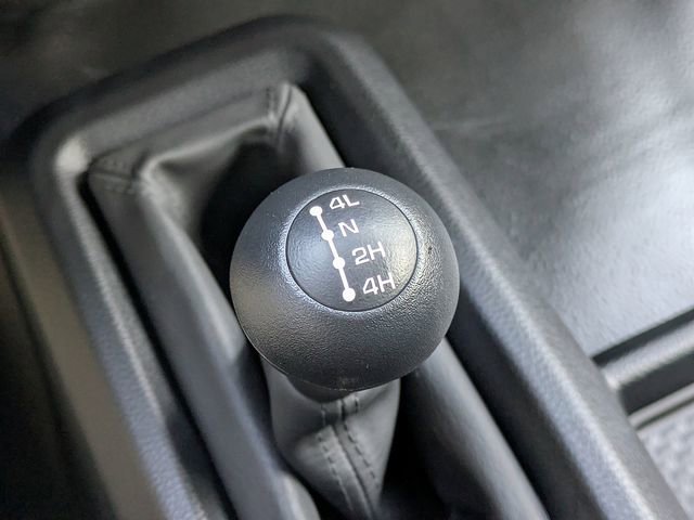 Used 2024 RAM 2500 Tradesman w/ Chrome Appearance Group image 24