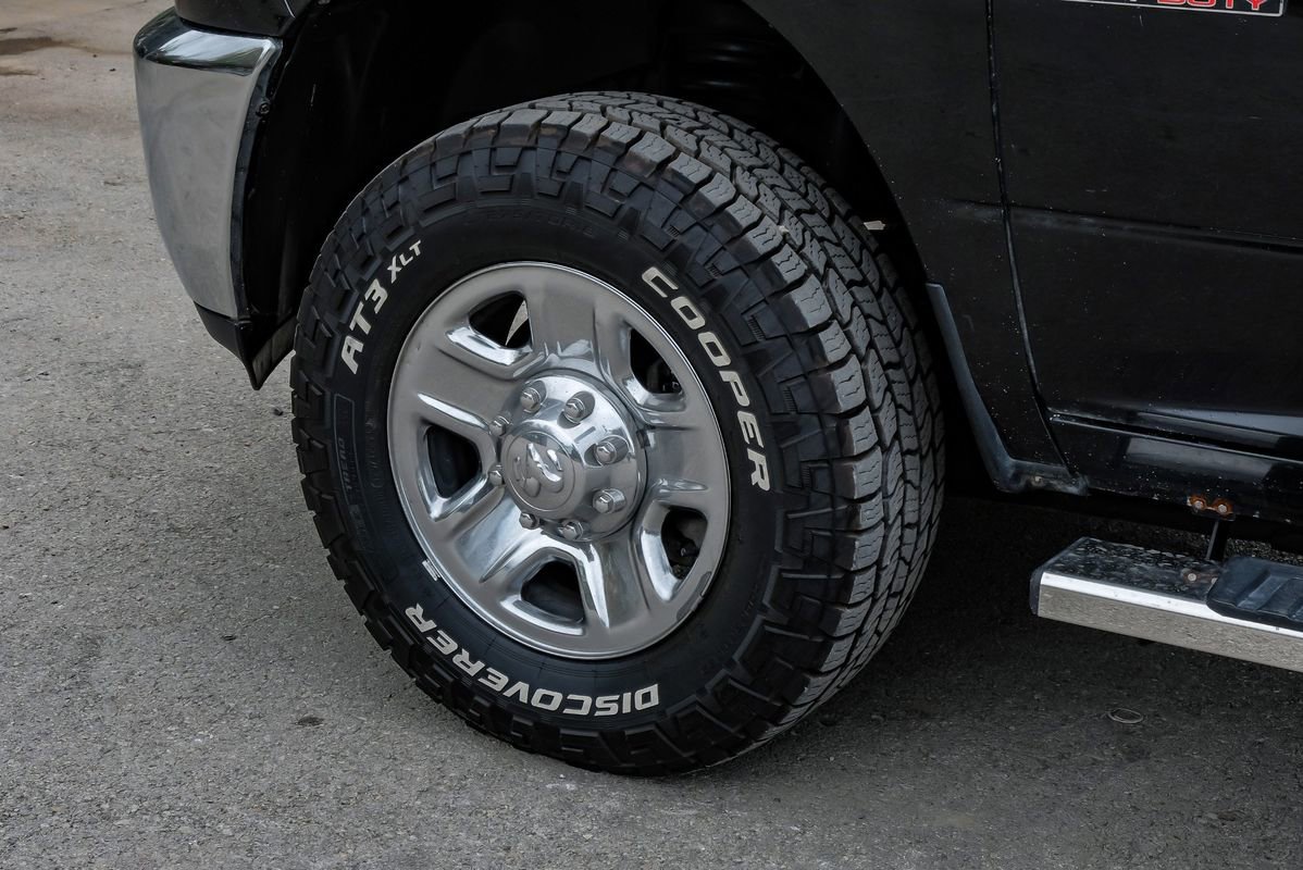 Used 2017 RAM 2500 Tradesman w/ Chrome Appearance Group image 62