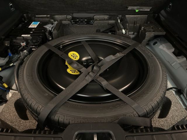 Used 2025 Volvo XC60 B5 Core image 85