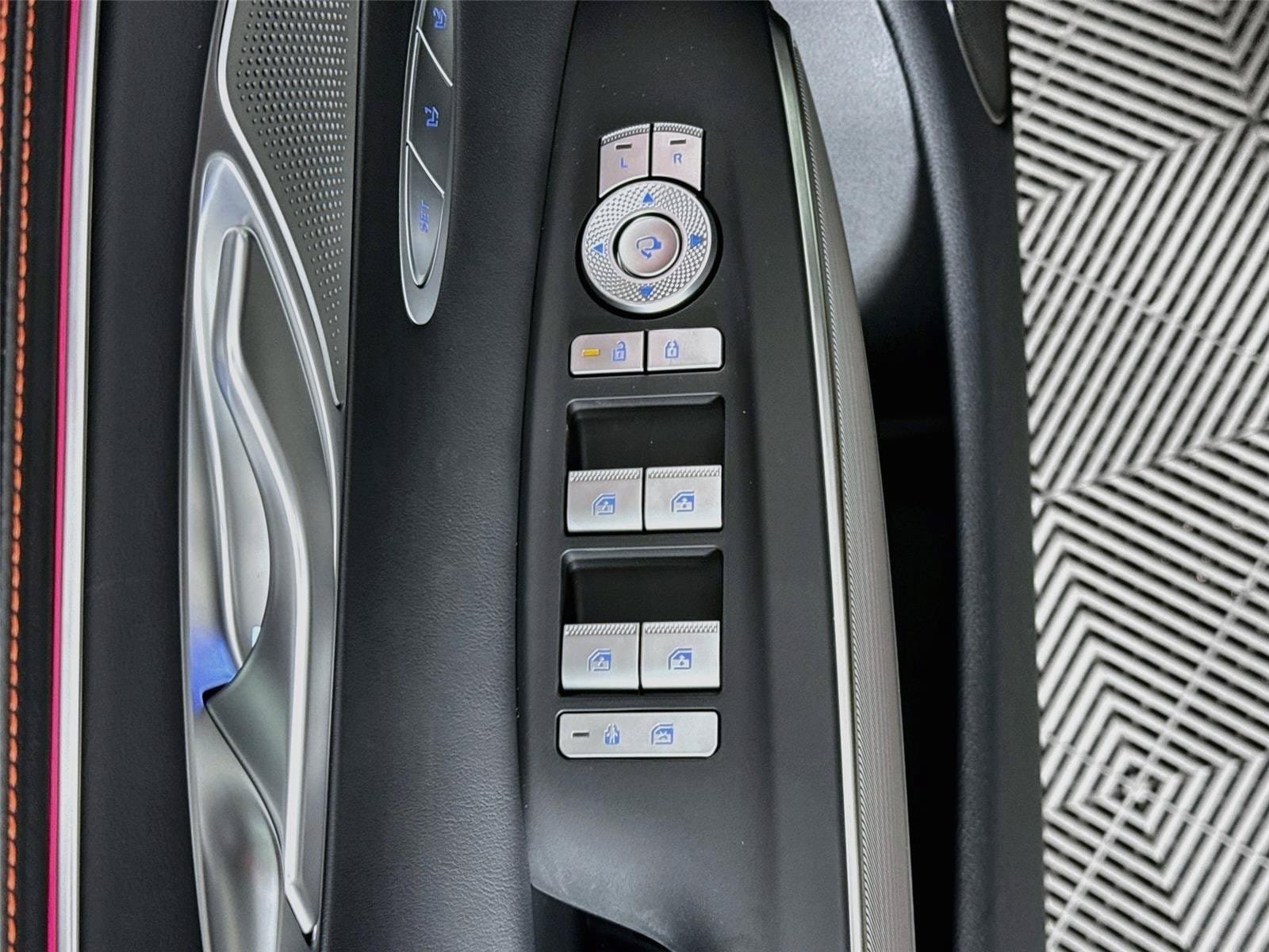 New 2027 Genesis GV70 2.5T Sport Prestige AWD/4WD image 20