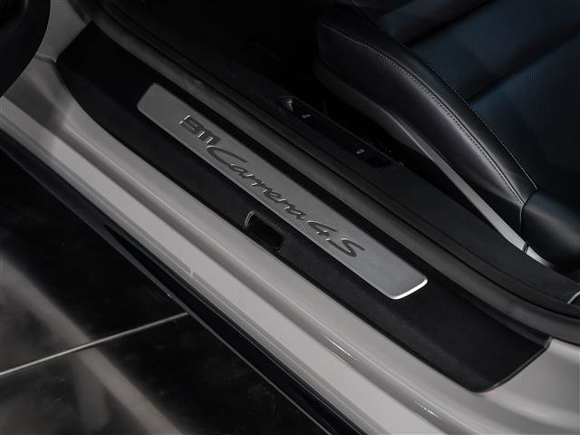 Used 2024 Porsche 911 Carrera 4S image 22