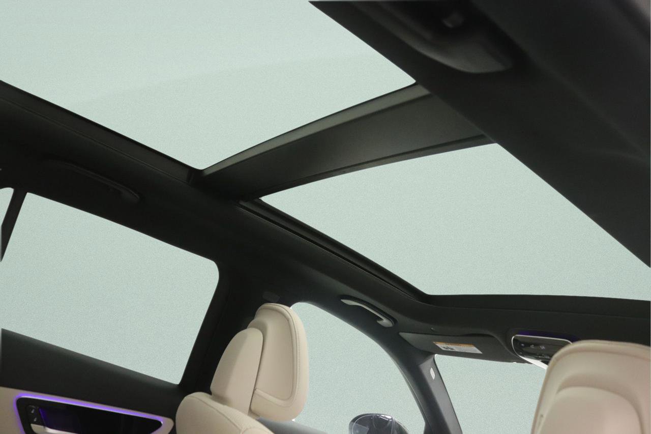 New 2026 Mercedes-Benz GLC 300 image 12