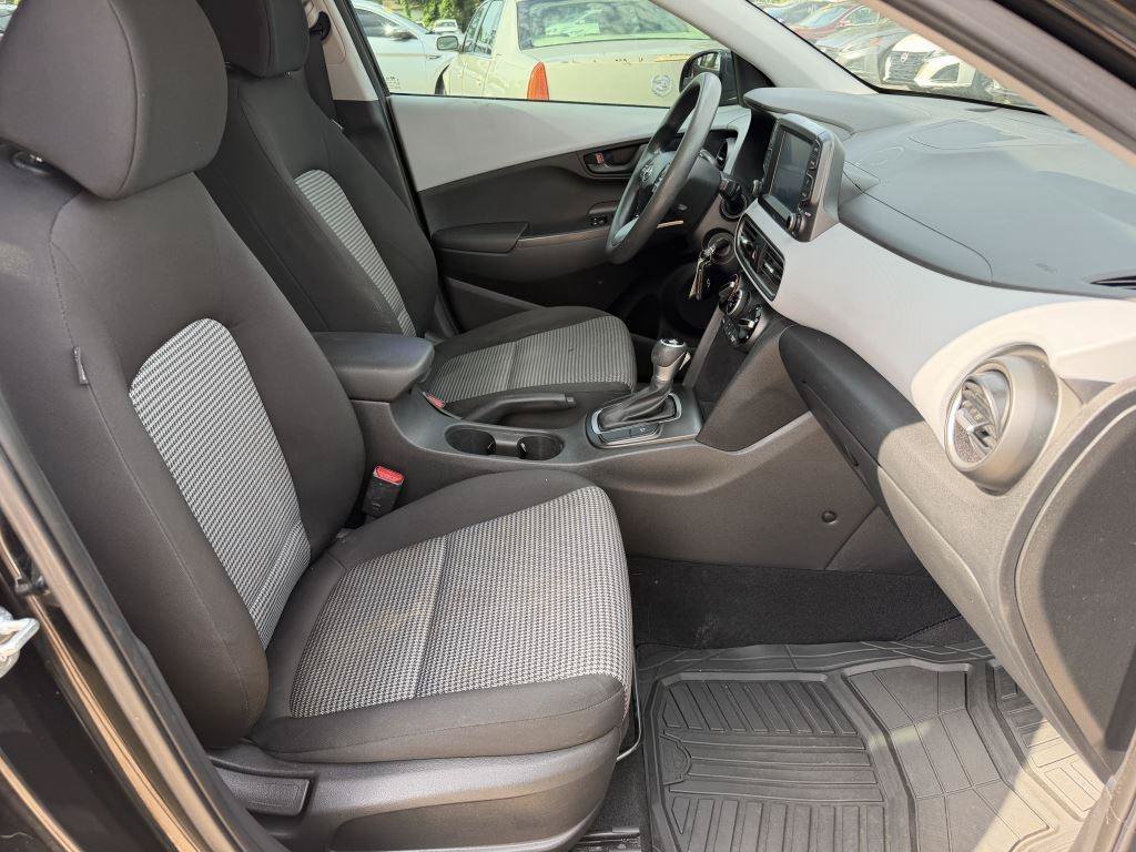 Used 2020 Hyundai Kona SE FWD image 13