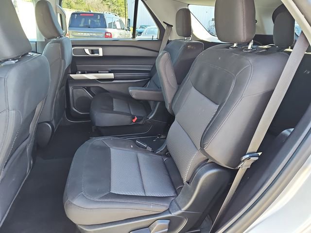 Used 2022 Ford Explorer XLT image 16