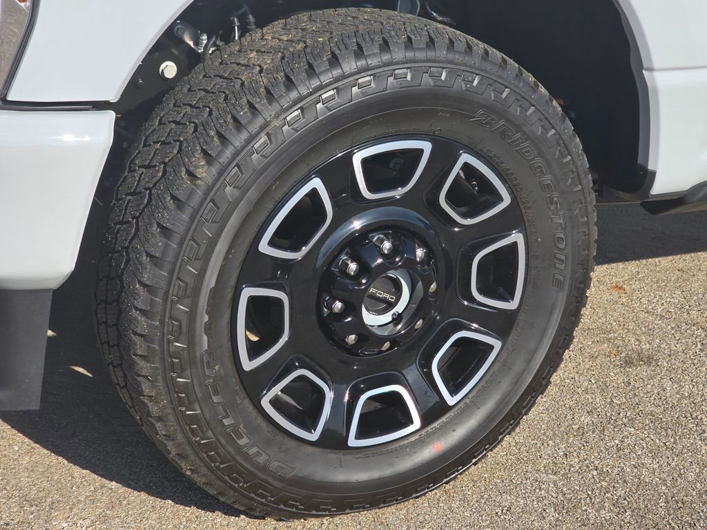 New 2026 Ford F250 Platinum AWD/4WD image 10