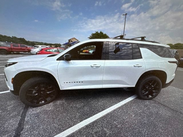 Used 2025 Chevrolet Traverse RS AWD/4WD image 23