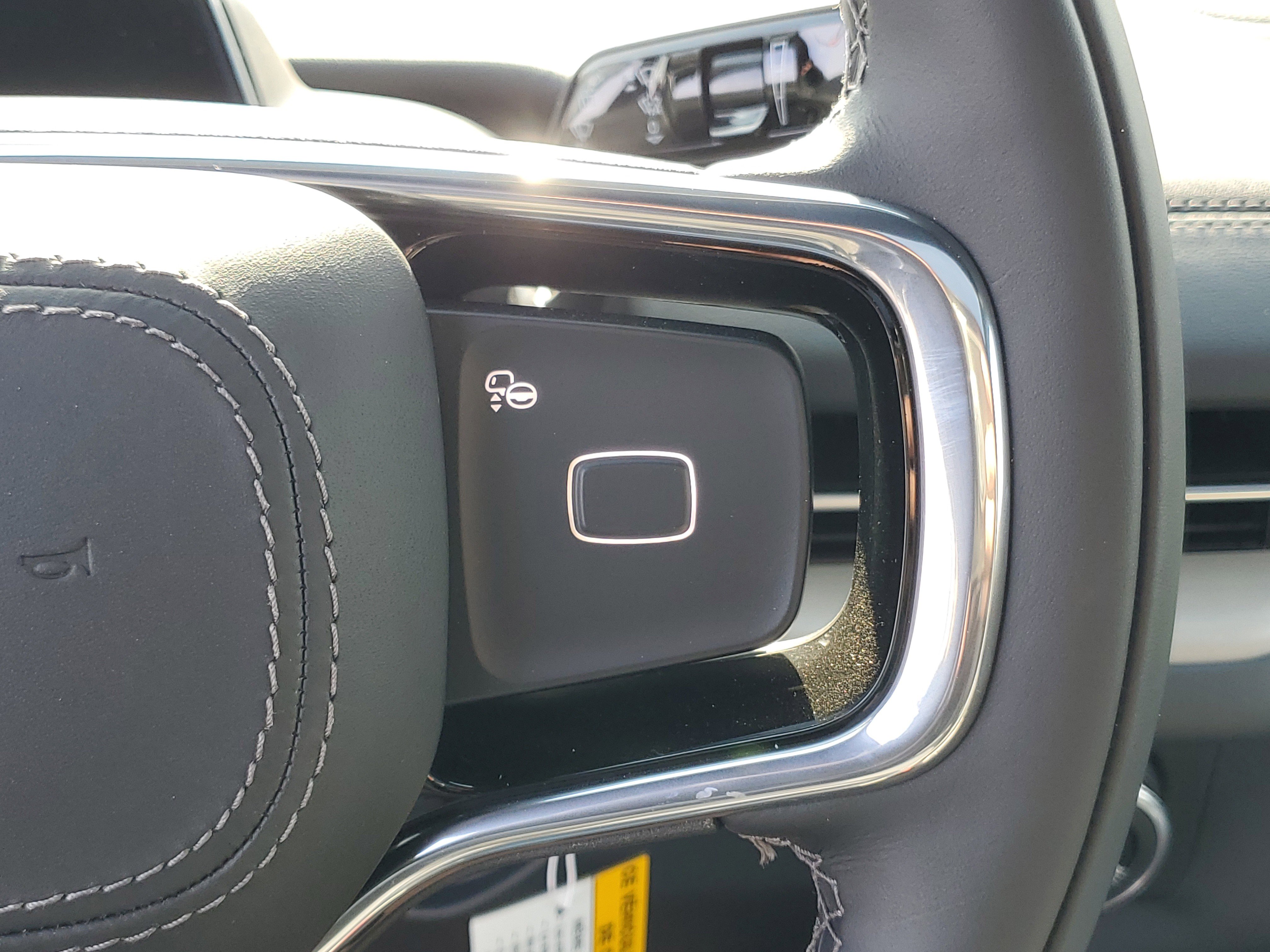 New 2025 Lincoln Navigator Reserve w/ Jet Appearance Package image 18