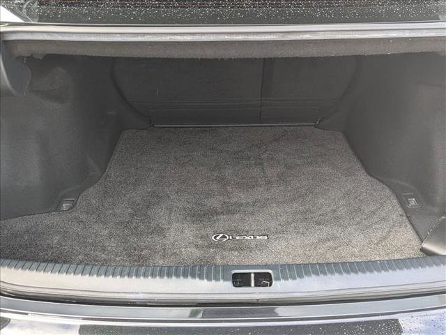 Used 2019 Lexus IS 300 image 6