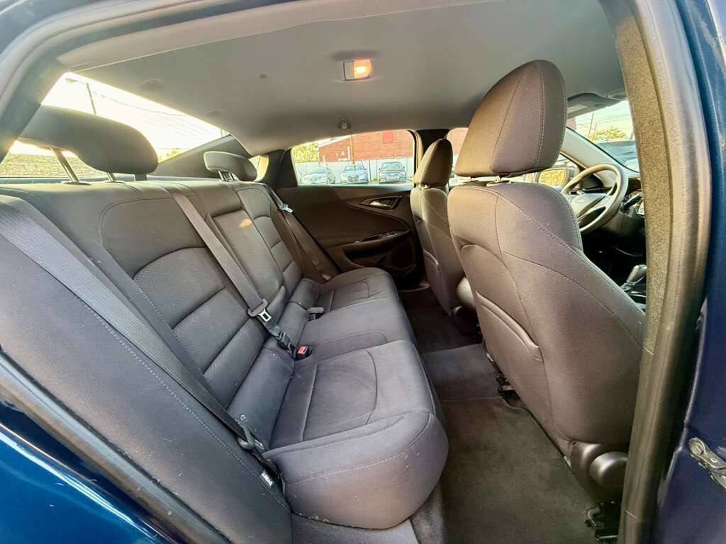 Used 2017 Chevrolet Malibu LS image 15