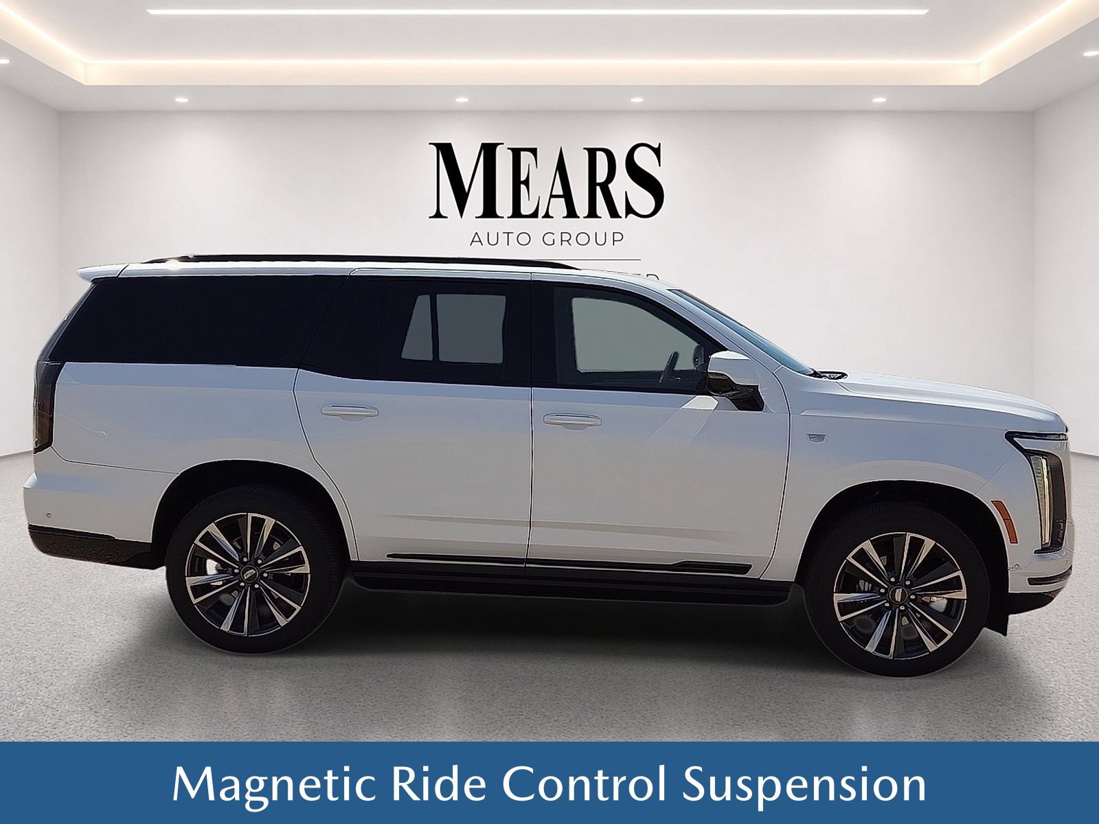 Used 2025 Cadillac Escalade Sport AWD/4WD image 6