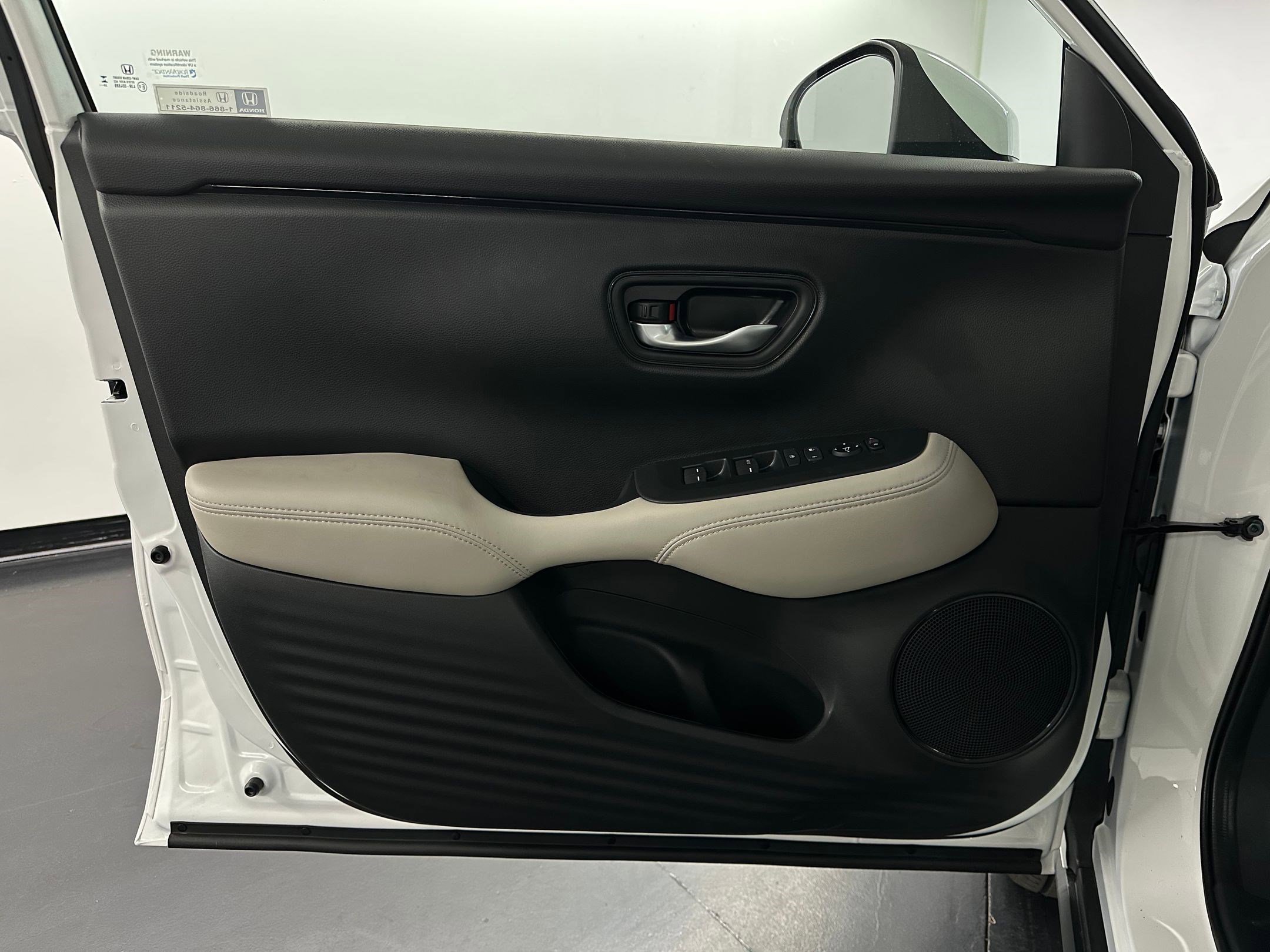 New 2026 Honda HR-V LX image 22