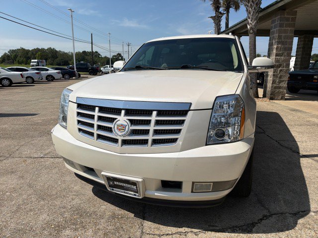 Used 2013 Cadillac Escalade ESV Luxury RWD image 9