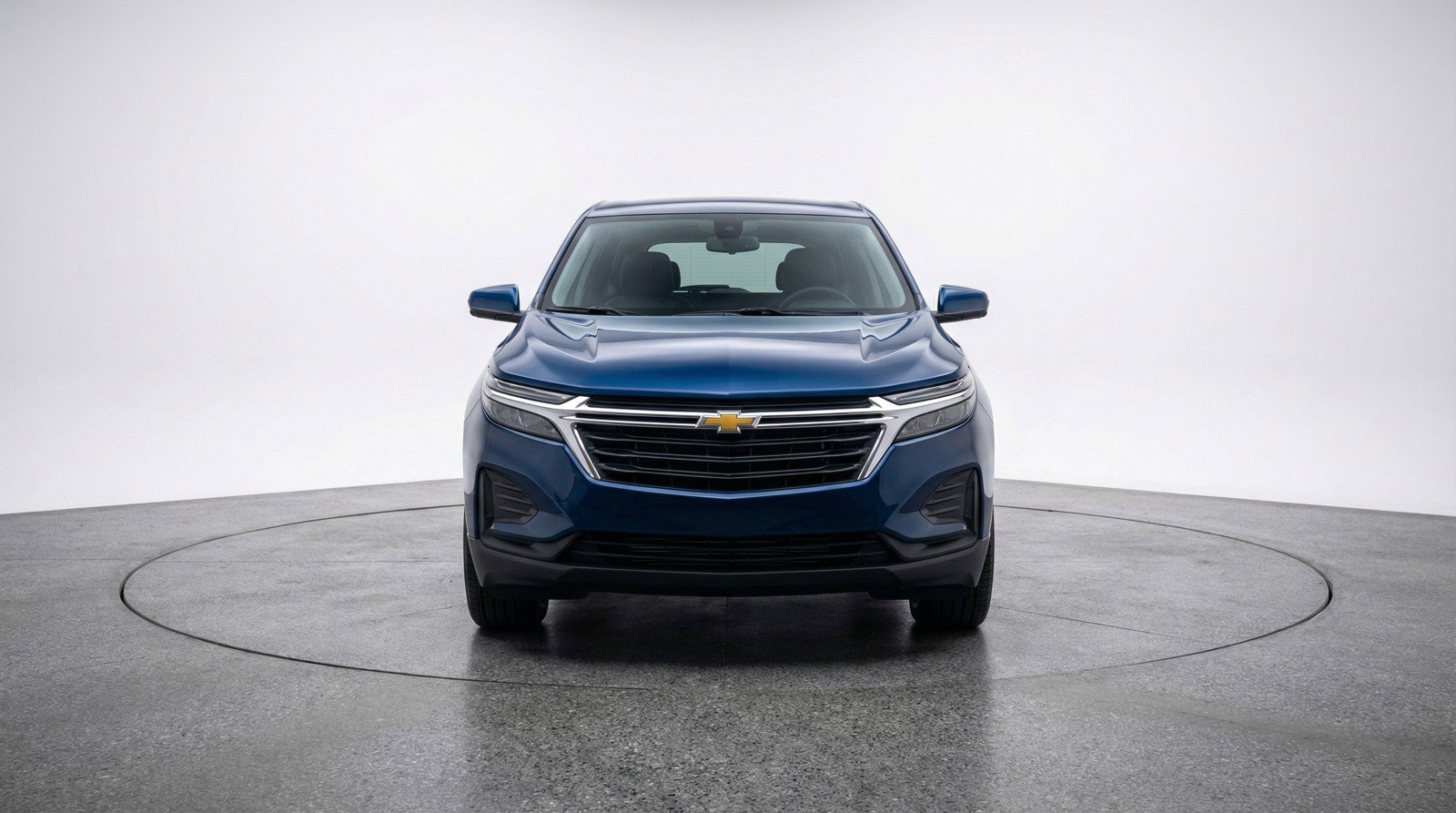 Used 2025 Chevrolet Equinox LT image 2