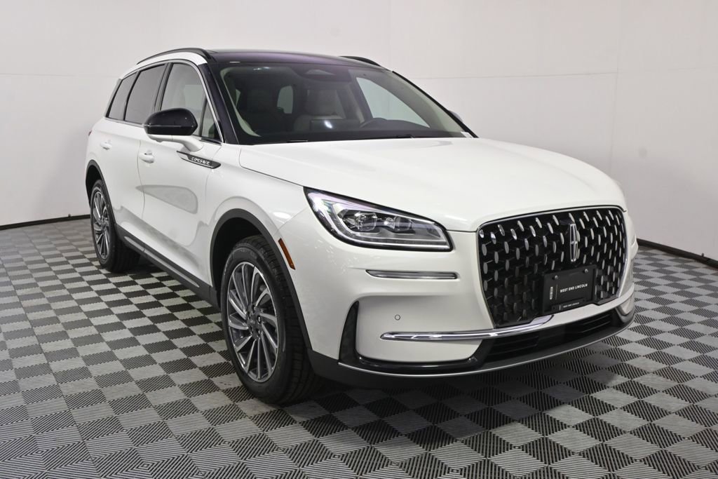New 2026 Lincoln Corsair Reserve image 8