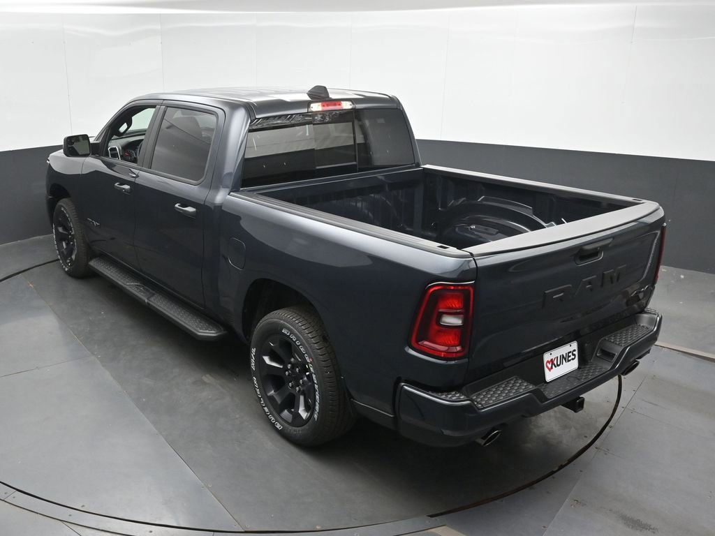 New 2026 RAM 1500 Express AWD/4WD image 30