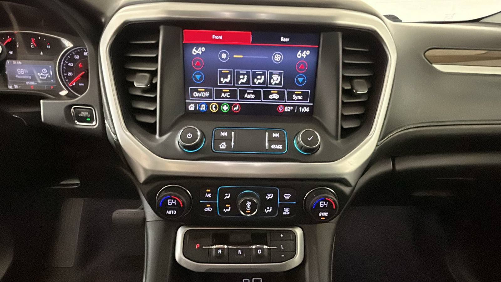 Used 2020 GMC Acadia SLE w/ Driver Convenience Package FWD image 27