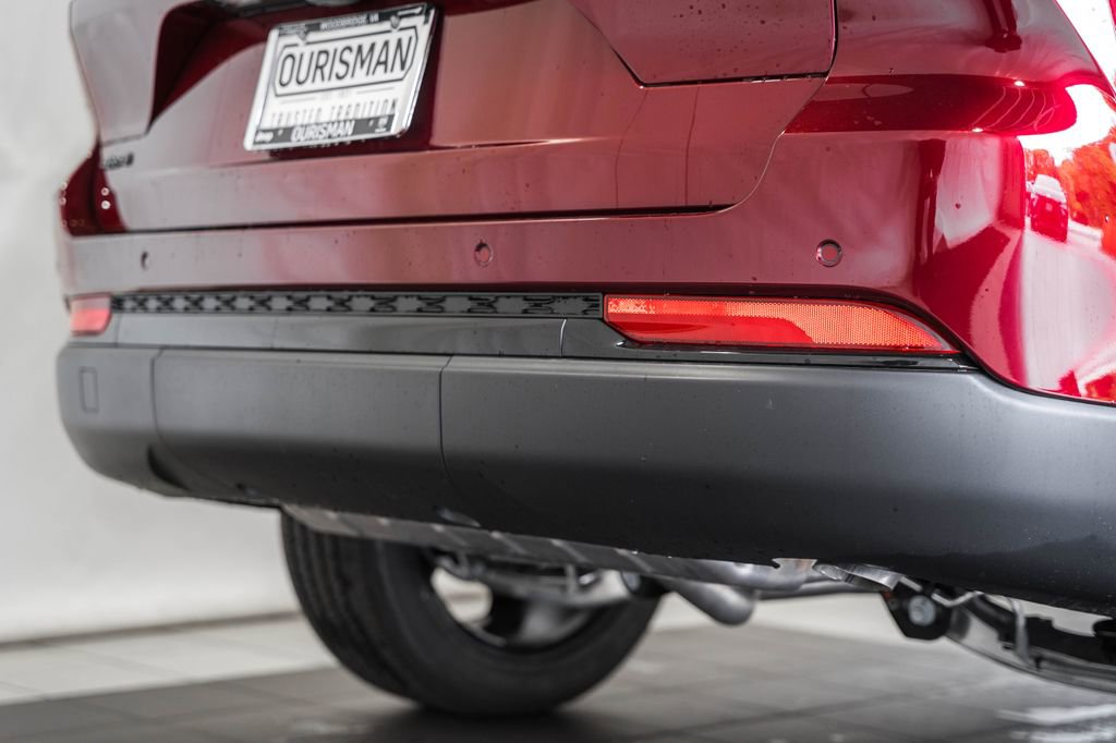 New 2025 Jeep Grand Cherokee Altitude image 8