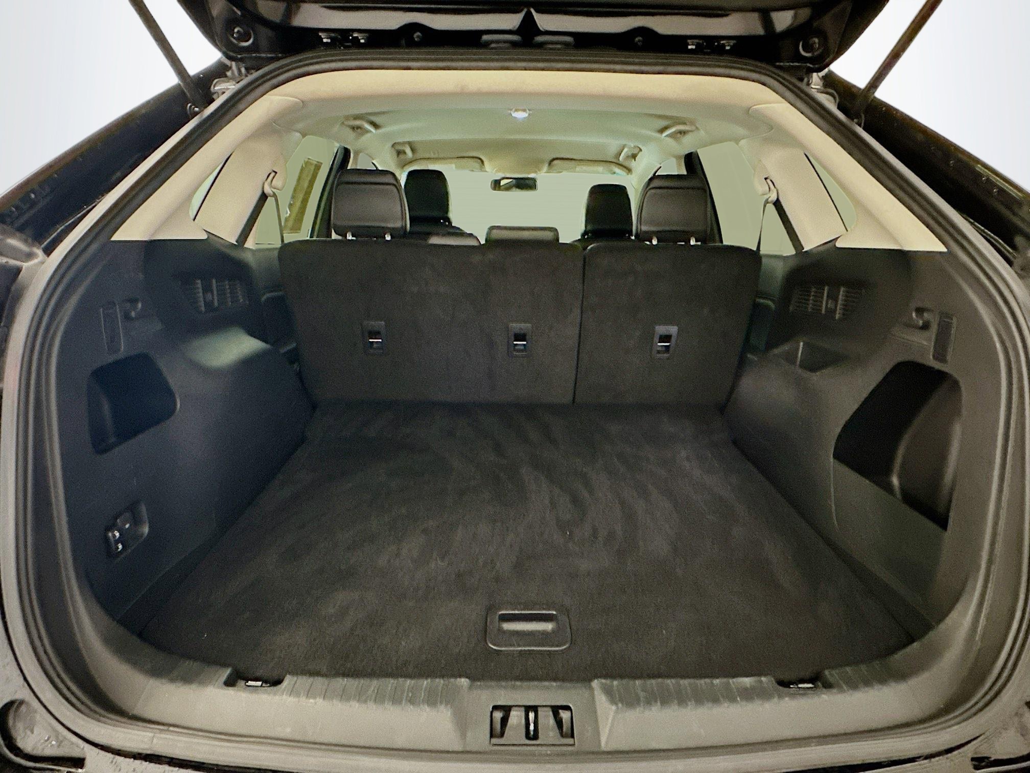 Used 2024 Ford Edge SEL image 29