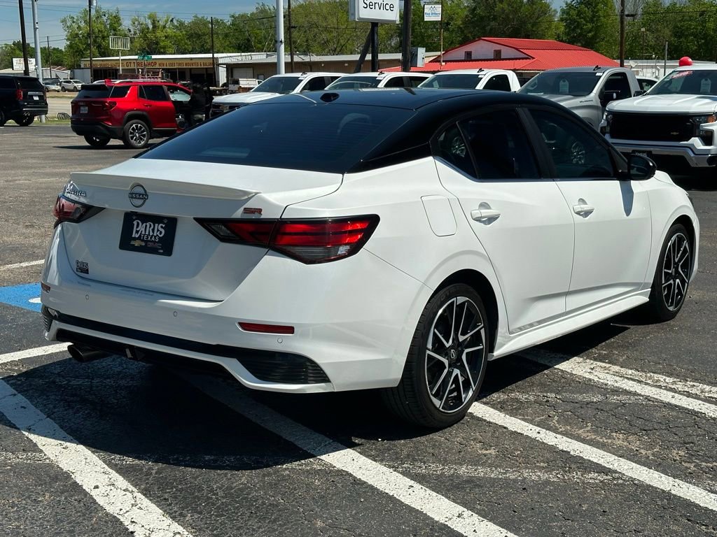 Used 2024 Nissan Sentra SR w/ Lighting Package FWD image 6