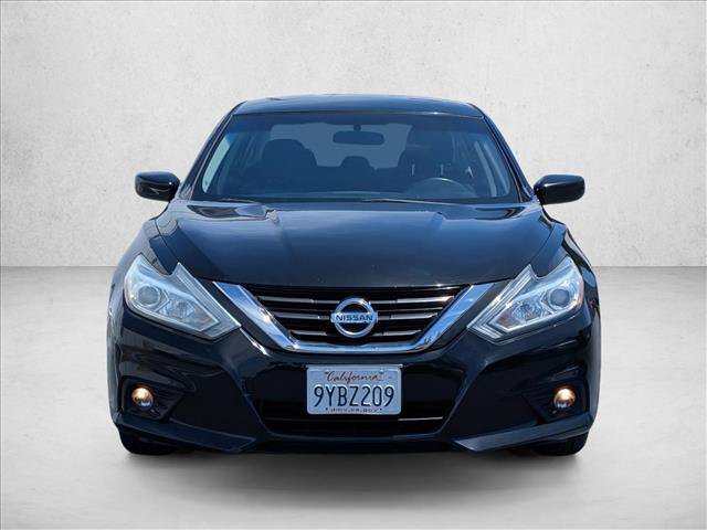 Used 2017 Nissan Altima 2.5 SV FWD image 2