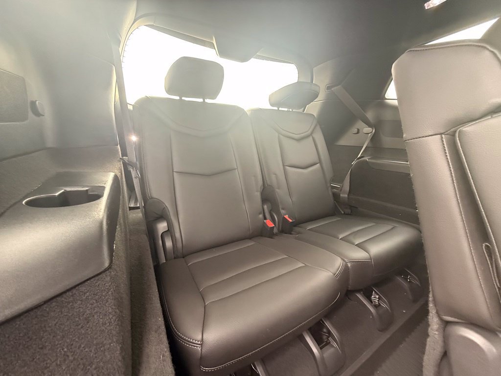 Certified 2024 Cadillac XT6 Luxury w/ LPO, Floor Liner Package AWD/4WD image 35
