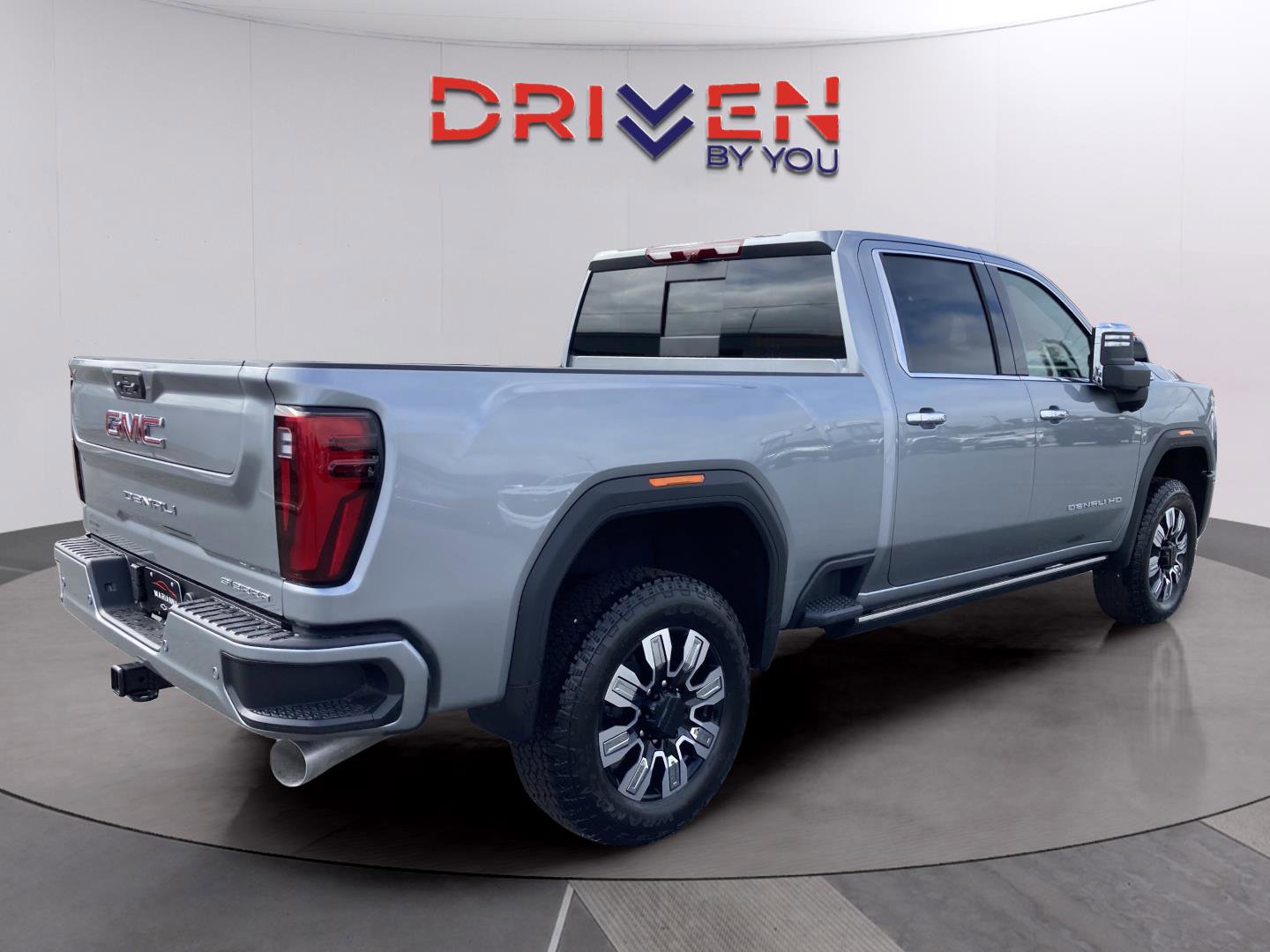 New 2026 GMC Sierra 2500 Denali w/ Denali Reserve Package image 6