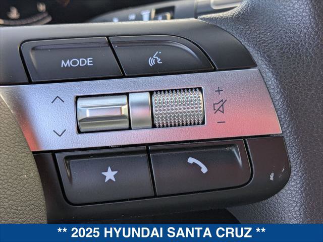 Used 2025 Hyundai Santa Cruz SEL FWD image 15